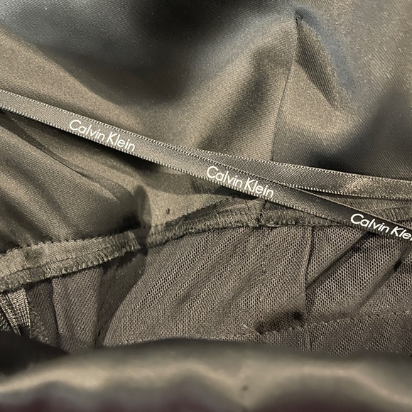 Calvin Klein Women's Dress M Black Spaghetti Straps Layered Side Zip Cocktail - Picture 8 of 8